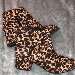 Kenneth Cole Cheetah Print Boots. Size 7 worn once